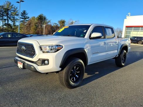 Used 2019 Toyota Tacoma TRD Off-Road image 14