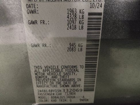 Used 2025 Nissan Altima 2.5 S FWD image 33