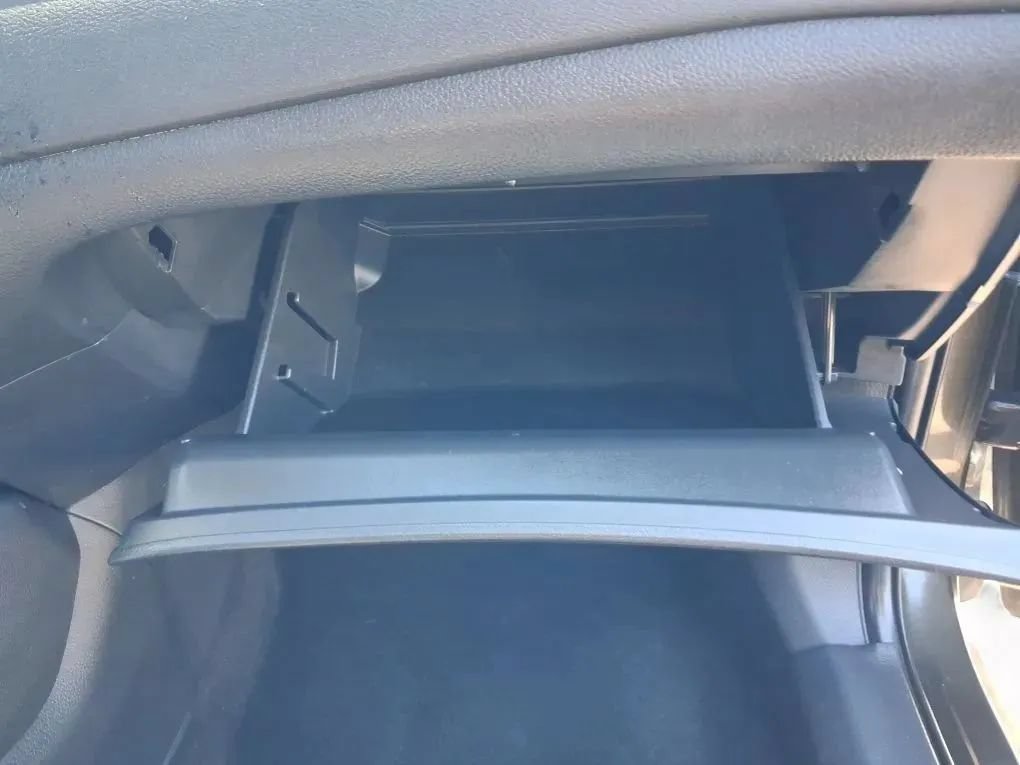 Used 2017 Nissan Rogue S AWD/4WD image 33