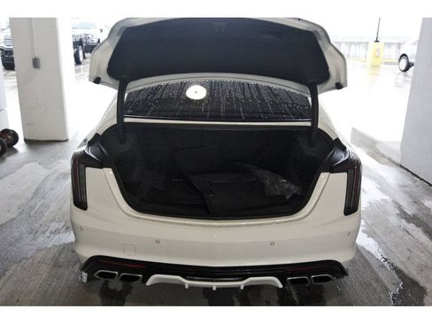 Used 2026 Cadillac CT5 V w/ Technology Package RWD image 30