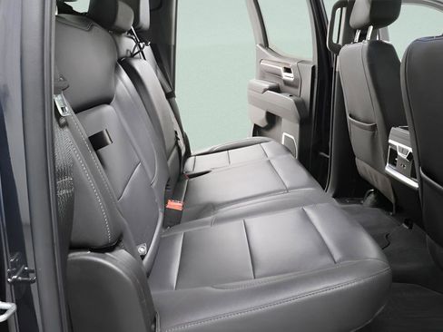 Used 2022 GMC Sierra 1500 SLT w/ SLT Convenience Package image 28