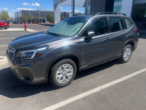 Used 2021 Subaru Forester w/ Popular Package #1 AWD/4WD image 31