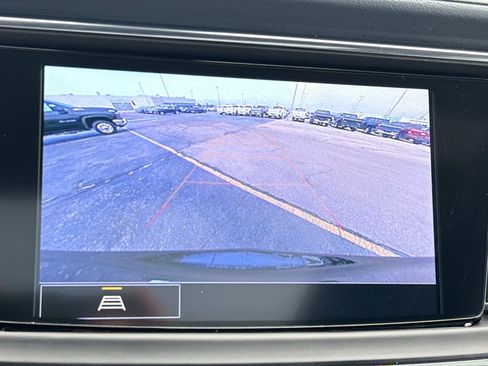 Used 2022 Buick Enclave Essence w/ Experience Buick Package image 20