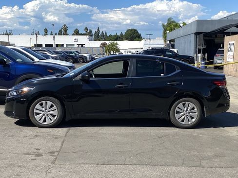 Certified 2024 Nissan Sentra S FWD image 3