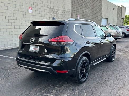 Used 2019 Nissan Rogue S w/ Special Edition Package AWD/4WD image 4
