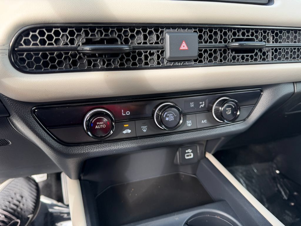 Used 2025 Honda HR-V LX image 26