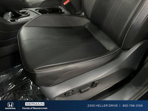 Used 2022 Volkswagen Tiguan SE R-Line FWD image 14