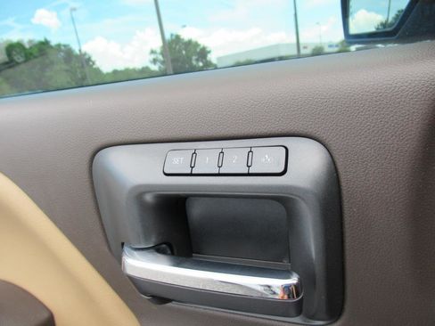 Used 2017 GMC Sierra 1500 Denali image 28