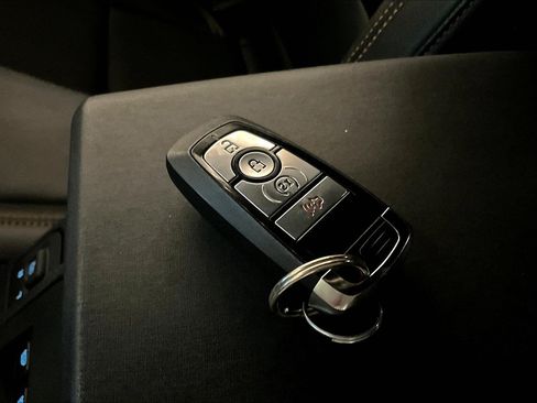 Used 2023 Ford Bronco 2-Door AWD/4WD image 34