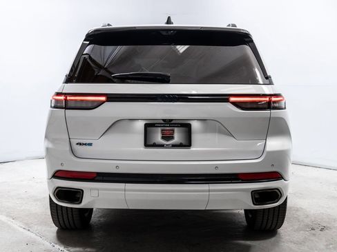 Used 2024 Jeep Grand Cherokee Limited 4xe AWD/4WD image 6