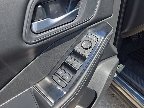 Used 2026 Nissan Rogue SV FWD image 31