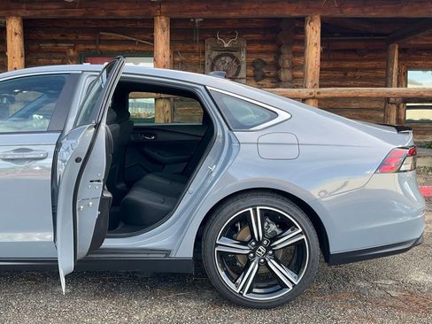 Used 2024 Honda Accord Sport image 16