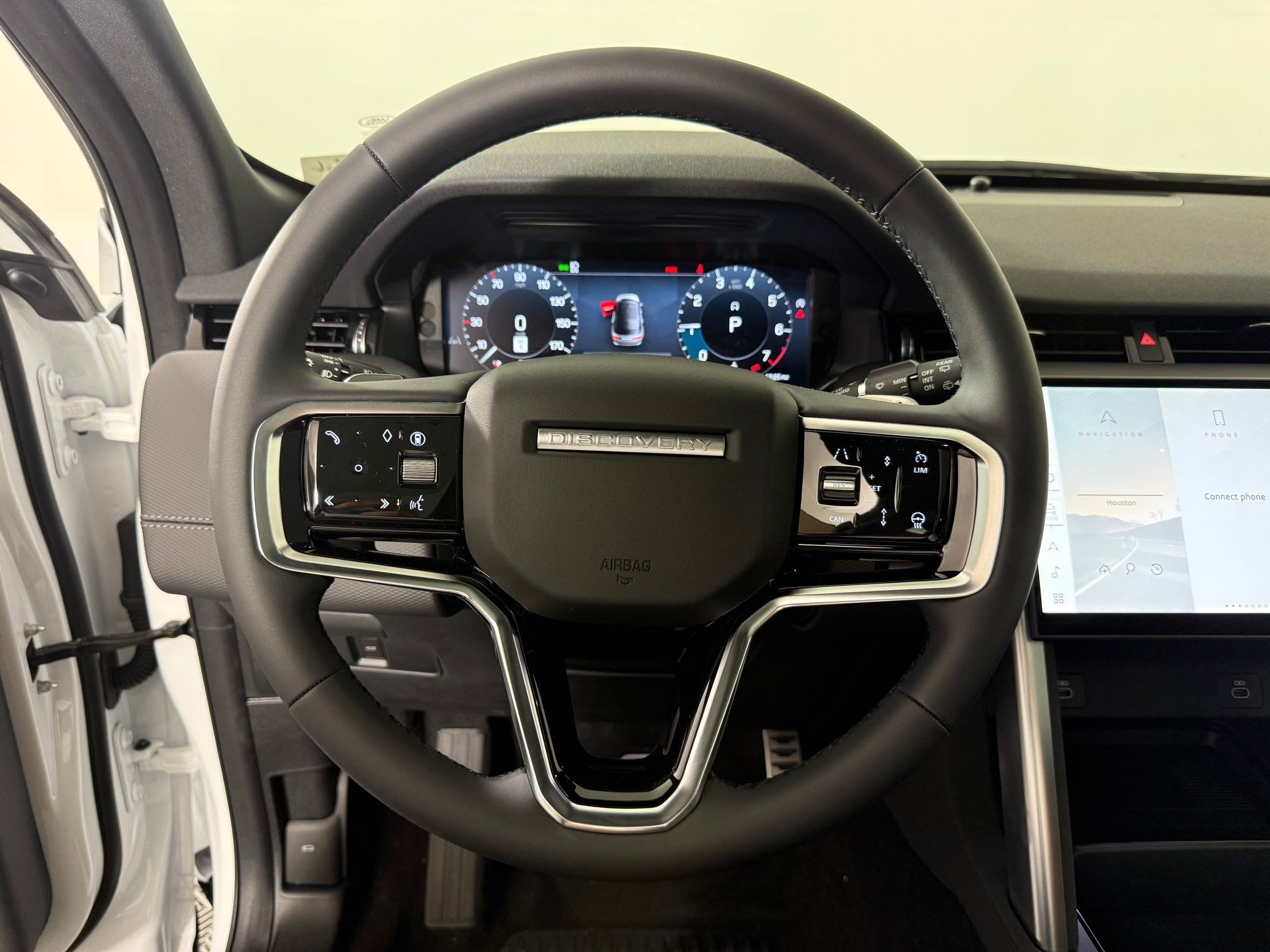 New 2026 Land Rover Discovery Sport Landmark AWD/4WD image 11