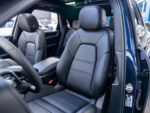 New 2026 Porsche Cayenne image 5