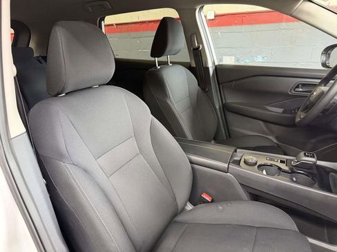 Used 2026 Nissan Rogue S AWD/4WD image 25