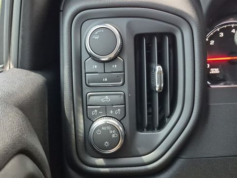 Used 2026 GMC Sierra 2500 Pro AWD/4WD image 17