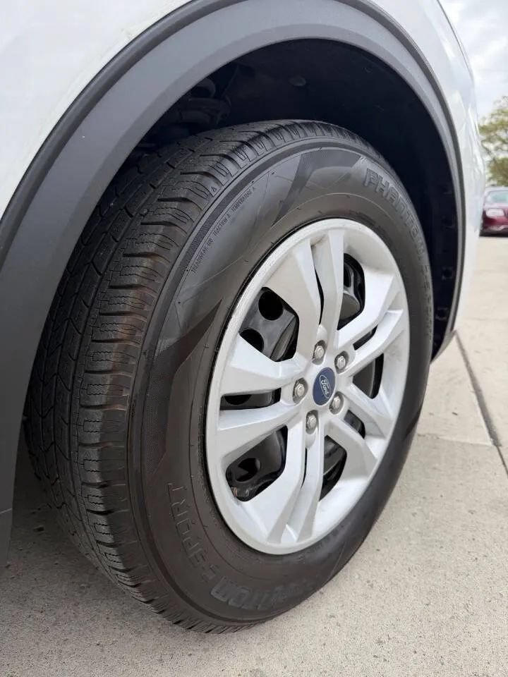 Used 2021 Ford Escape S FWD image 9