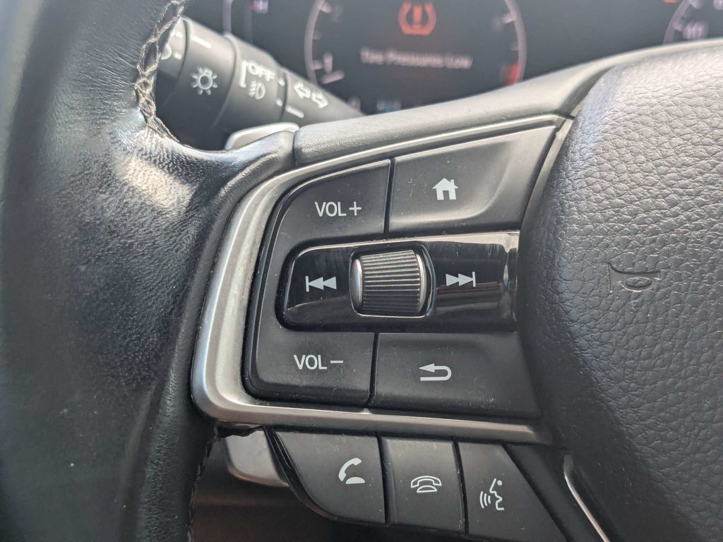 Used 2018 Honda Accord Sport image 29