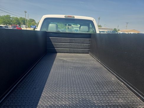 Used 2015 Ford F250 XL w/ Power Equipment Group AWD/4WD image 10