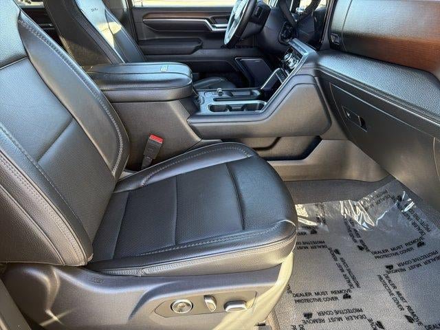 Used 2024 GMC Sierra 2500 Denali w/ Denali Reserve Package AWD/4WD image 13