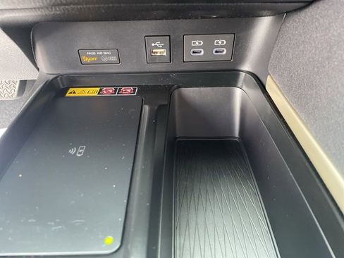 Used 2025 Toyota Camry LE FWD image 22