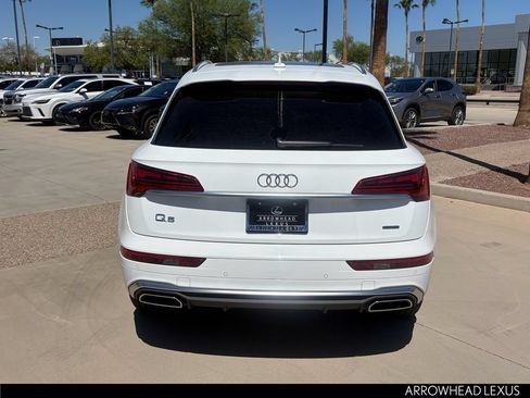 Used 2023 Audi Q5 2.0T Premium w/ Convenience Package AWD/4WD image 5