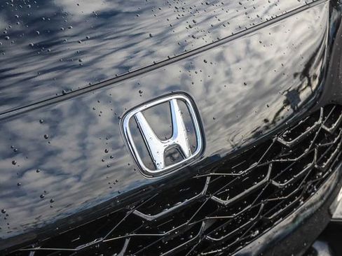 Used 2024 Honda HR-V EX-L image 16