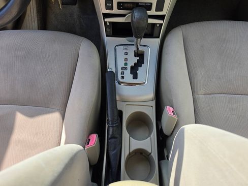 Used 2011 Toyota Corolla LE FWD image 40