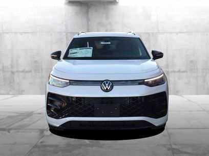 New 2026 Volkswagen Tiguan SE R-Line