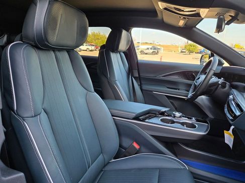 Certified 2025 Cadillac Lyriq Luxury w/ Nappa Leather Package image 30