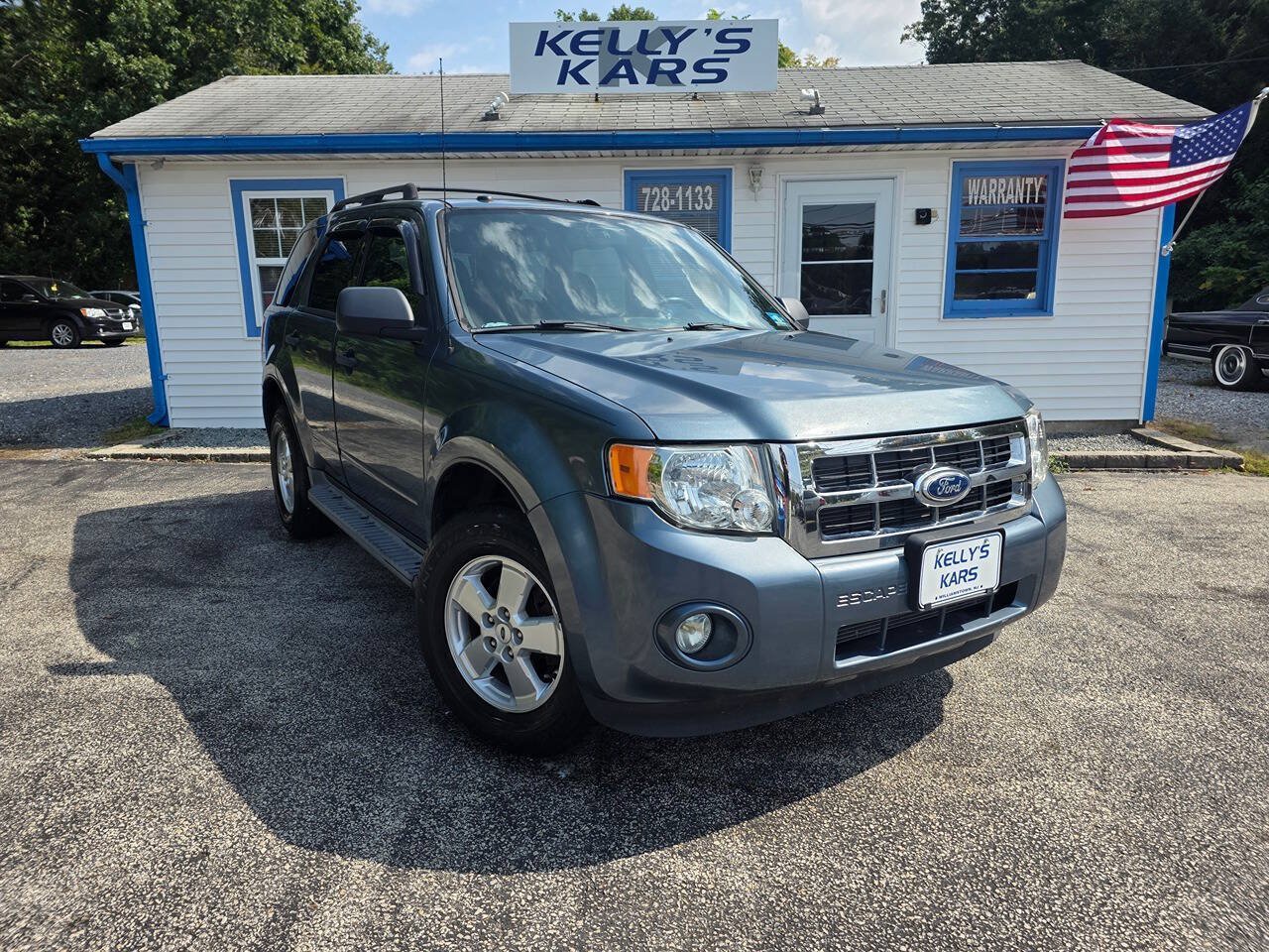 Used 2010 Ford Escape XLT AWD/4WD image 2