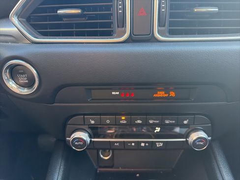 Used 2024 MAZDA CX-5 AWD 2.5 S w/ Select Package image 13