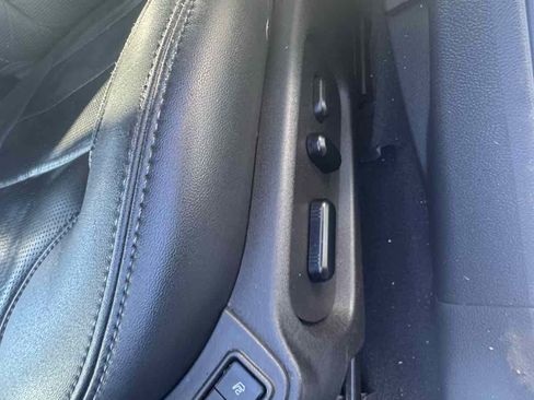 Used 2019 Ford Taurus Limited image 14