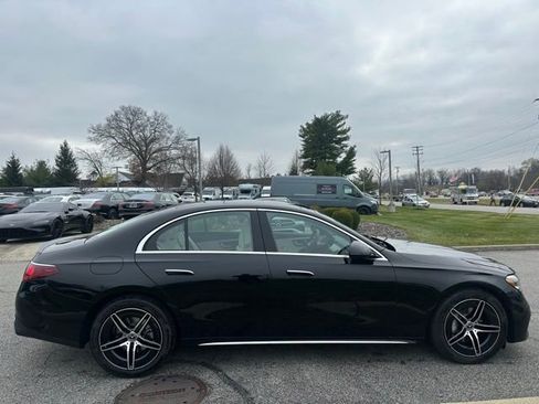 Used 2026 Mercedes-Benz E 350 4MATIC Sedan image 6