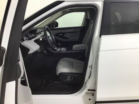 Used 2022 Land Rover Range Rover Evoque SE image 9