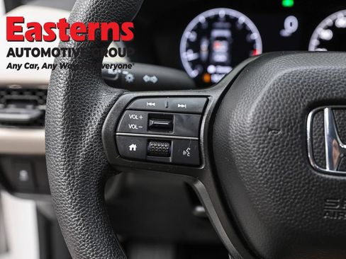 Used 2026 Honda HR-V LX image 15