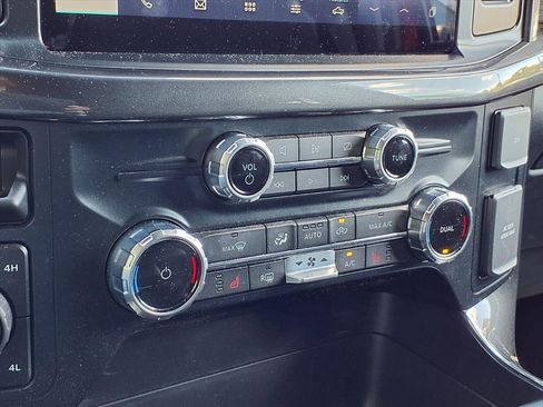 Used 2022 Ford F150 XLT w/ Equipment Group 302A High image 12