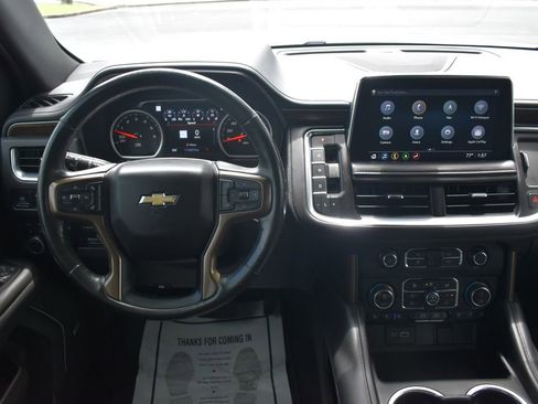 Used 2021 Chevrolet Suburban High Country AWD/4WD image 3