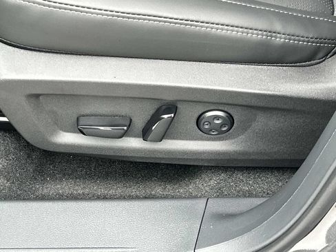 New 2026 Nissan Murano Platinum w/ Cargo Package AWD/4WD image 16
