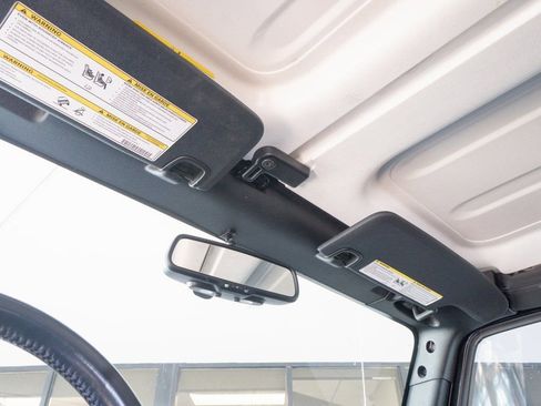 Used 2018 Jeep Wrangler Unlimited Sahara w/ Max Tow Package image 14