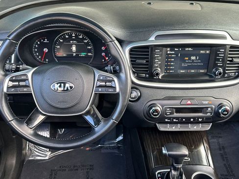 Used 2020 Kia Sorento EX image 14