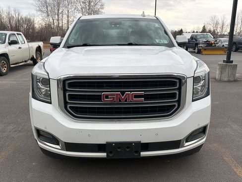 Used 2018 GMC Yukon SLT image 2