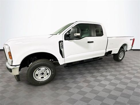 New 2026 Ford F350 XL w/ XL Chrome Package image 25