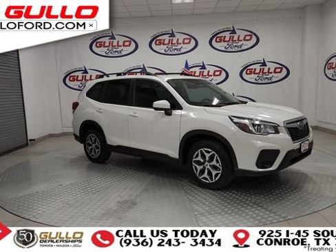 Used 2020 Subaru Forester Premium image 2