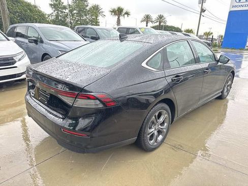 Certified 2023 Honda Accord EX image 7