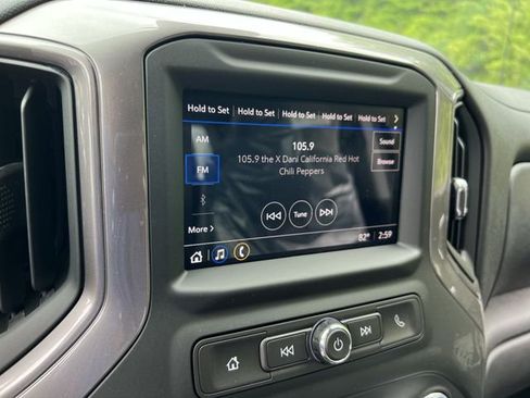 Used 2023 GMC Sierra 1500 Pro w/ Convenience Package image 11