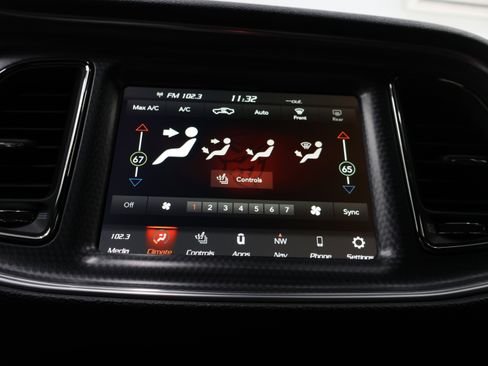 Used 2018 Dodge Challenger SRT Hellcat image 43