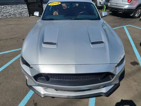 Used 2019 Ford Mustang GT Premium RWD image 7