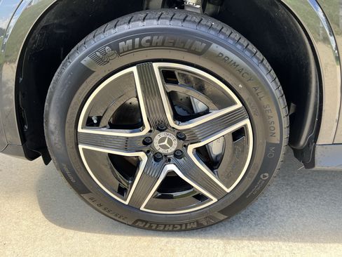 Certified 2025 Mercedes-Benz GLC 300 4MATIC w/ AMG Line image 13