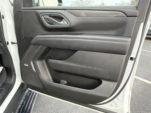 Used 2023 GMC Yukon AT4 image 14